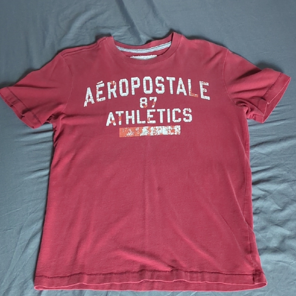 Aeropostale Single Stitch Red T-Shirt